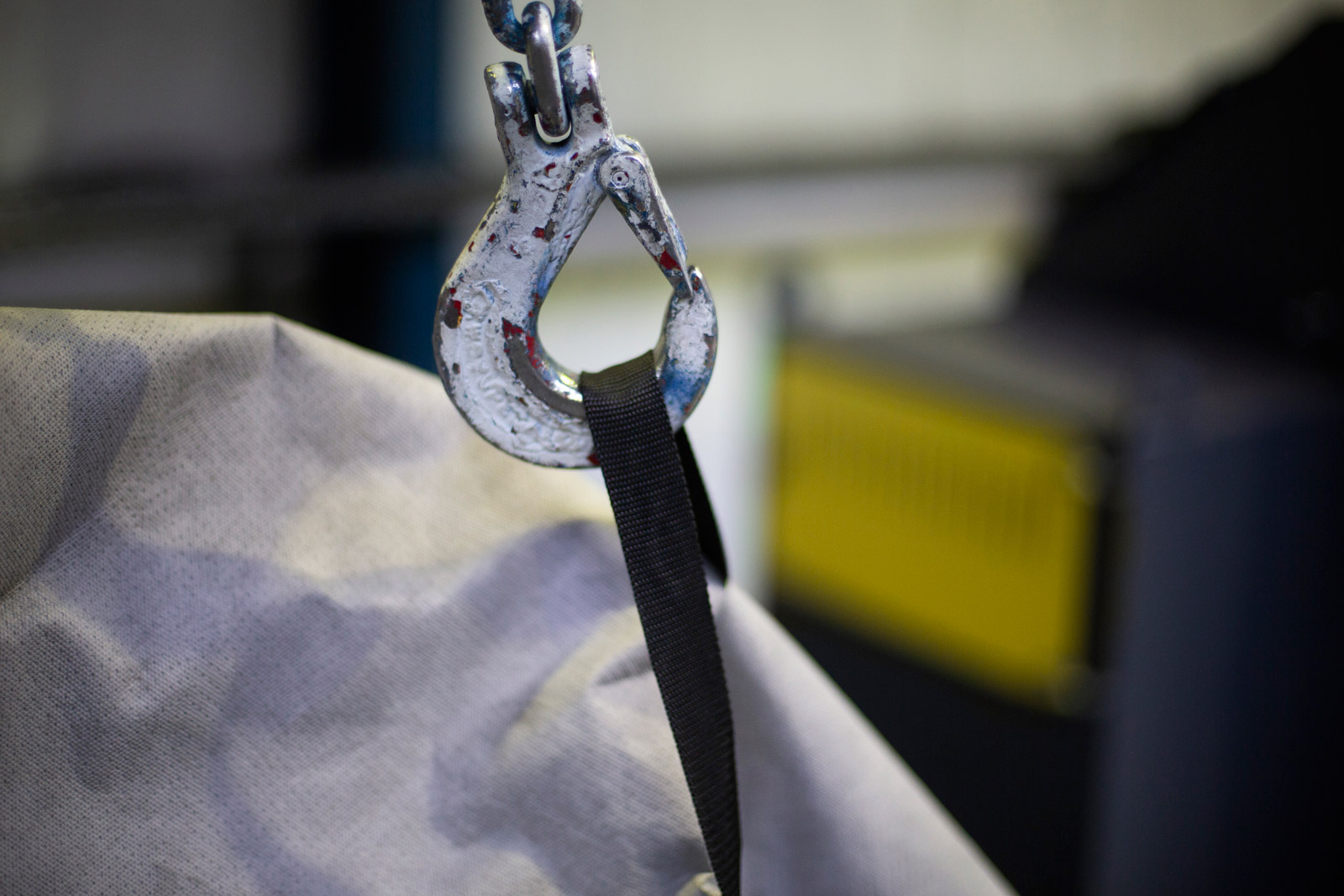 Carrying straps Schutzhüllen, Abdeckhauben für Maschinen + Anlagen | HINDERMANN
